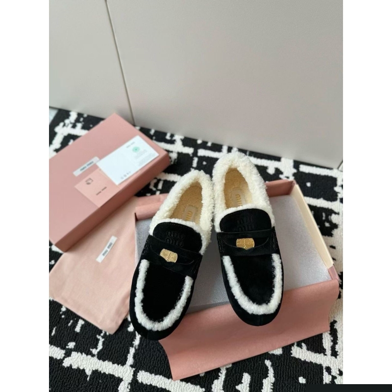 Miu Miu Casual Shoes